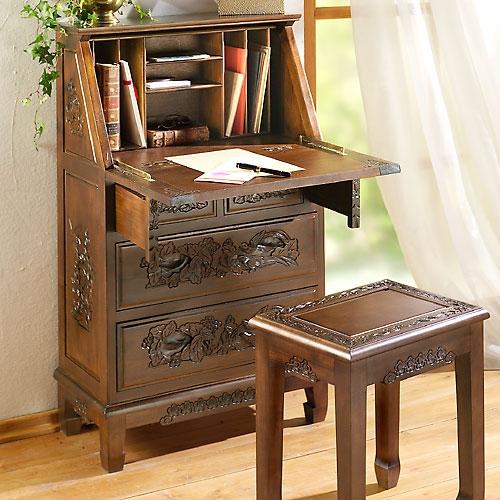 Секретер современный. Использование в интерьере