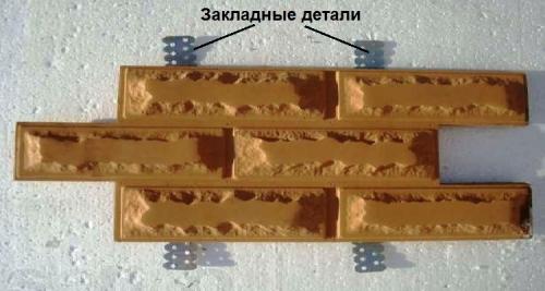 Искусственный камень на обои. Сочетание обоев и камня в интерьере 23