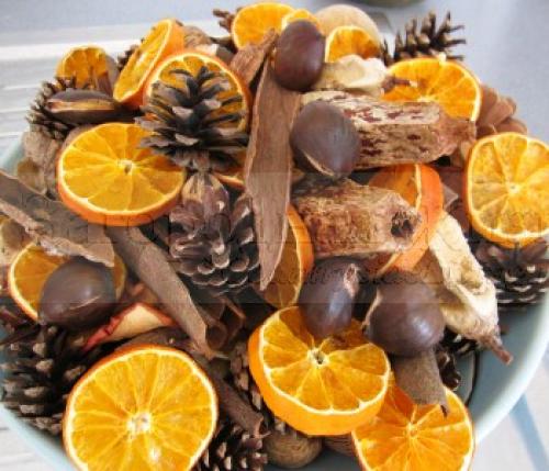 Как можно создать осеннюю композицию из натуральных материалов для украшения сада или террасы. Осенние композиции