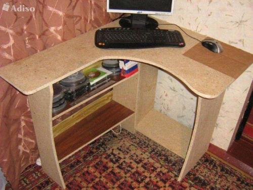 Компьютерный угловой стол картинки: современный способ улучшения рабочего пространства 10