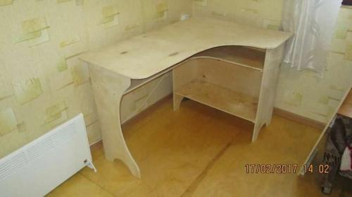 Компьютерный угловой стол картинки: современный способ улучшения рабочего пространства 11