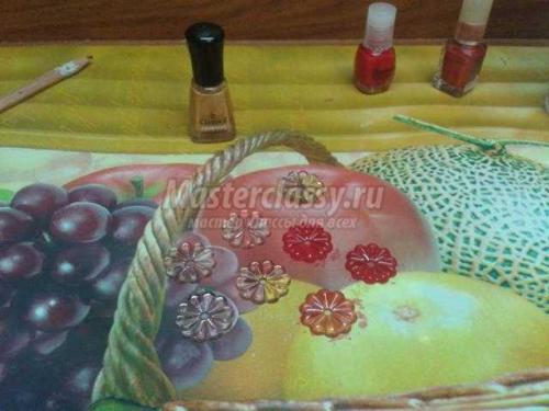 Создай свою уникальную вазу из бутылки и шпагата 10