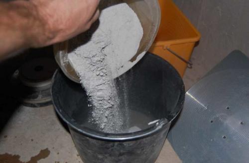 Пропорции гипса и воды для декоративного камня. Гипс для искусственного камня, какой нужен?