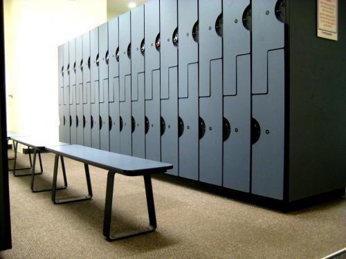 Какие бренды производят шкафчики для обуви для раздевалок. Разновидности