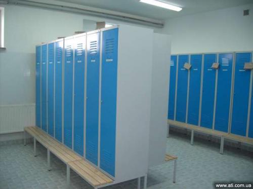 Какие материалы используются для изготовления шкафчиков для обуви для раздевалок. Преимущества и недостатки
