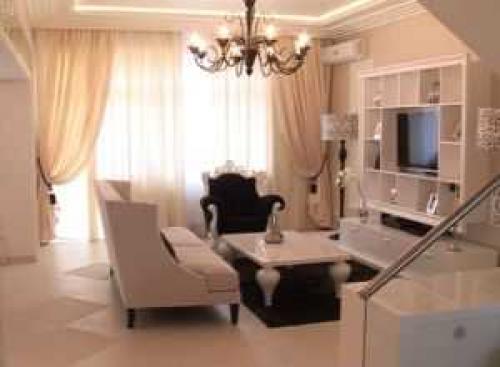 Как клеить декоративный камень на обои. Что сначала клеить гипсовый камень или обои. Отделка кухонь обоями и декоративным камнем 04