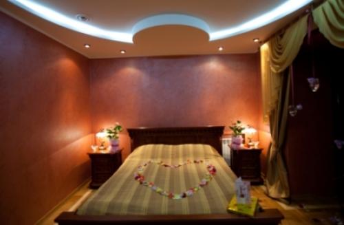 Какие особенности безопасности кровати наиболее важны для молодоженов. Как подготовить спальню для молодоженов?