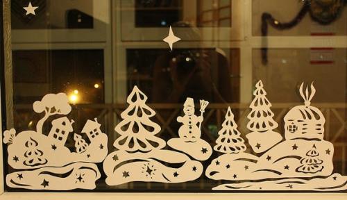 Украсить окно к Новому году. Как сделать новогодние украшения для окон из бумаги