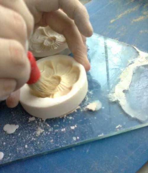 Изготовление гипсовой формы для объёмной модели. Необходимое оборудование и материалы