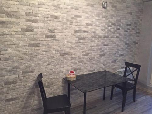 Как сделать декоративный камень из гипса. Декоративный кирпич из гипса своими руками (венецианский кирпич) 16