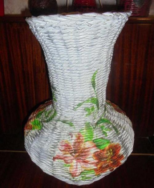 Красивая ваза своими руками. Напольная ваза своими руками: секреты, техники, неожиданные решения. Выбор размера и формы, способы изготовления, тонкости декорирования готового изделия