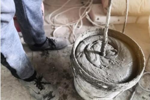 Чем затирать гипсовую штукатурку. Как правильно затирать разные виды штукатурки