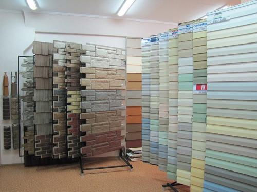 Сейчас я расскажу, как обшить кирпичный дом сайдингом своими руками 08