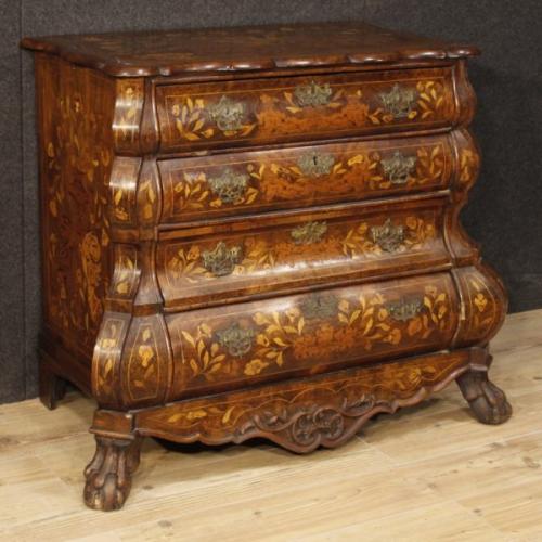 Как чистить мебель, покрытую лаком. 5 советов по уходу за лакированной мебелью