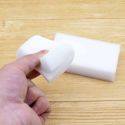 Можно ли протирать мебель средством для мытья стекол. Что нельзя делать при уходе за глянцем