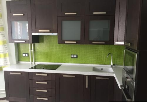 Оливковая кухня. Дизайн кухни в оливковых тонах (фото примеры)