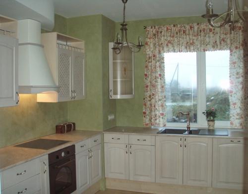 Оливковая кухня. Дизайн кухни в оливковых тонах (фото примеры)