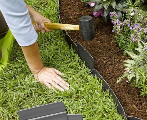 Какие ограждения для клумбы из простых материалов являются наиболее эффективными. Оригинальный заборчик для клумбы, цветника