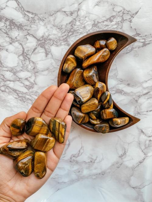 Как галька может влиять на атмосферу в помещении. Какие камни и куда нужно поставить в квартире, чтобы жизнь стала лучше