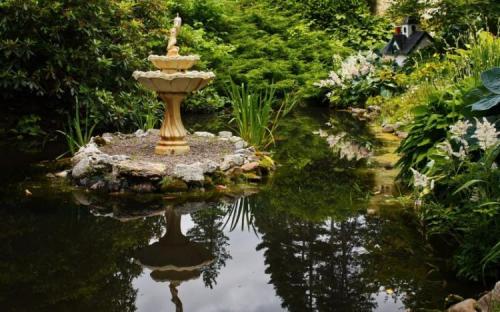 Как украсить сад своими руками. Функциональный декор