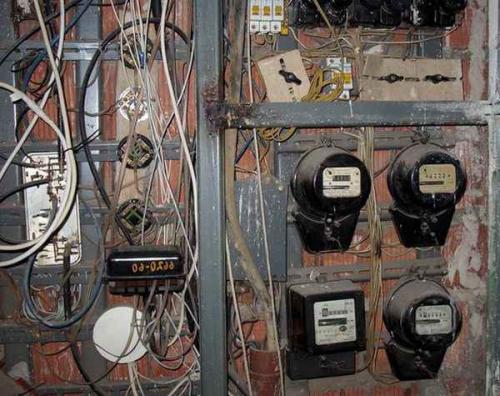 Перенос щитка в новостройке. Как перенести электрический щиток