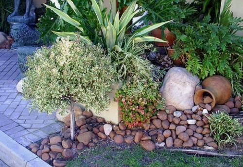 40 оригинальных решений для красивой клумбы с камнем и галькой. Подбираем подходящий камень.