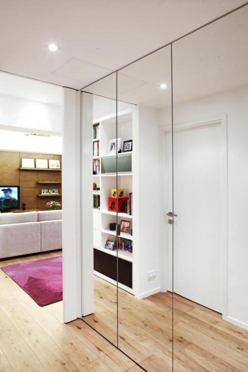 Миссия шкафа-купе в прихожих скромной площади. Маленькая прихожая или её отсутствие 05