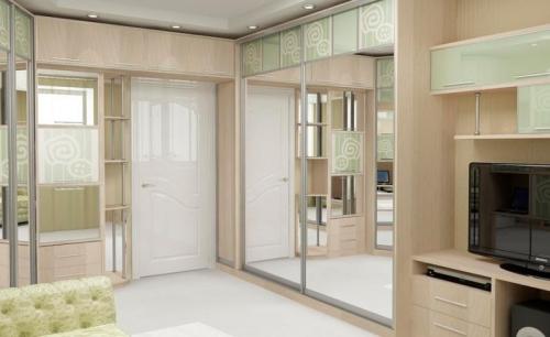 Миссия шкафа-купе в прихожих скромной площади. Маленькая прихожая или её отсутствие 03