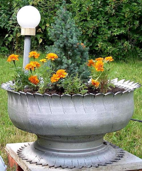 Оригинальные клумбы. Клумбы для цветов на даче своими руками – 70 лучших вариантов