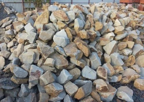 Преимущества дорожек из гальки. Какой природный камень лучше использовать для дорожек