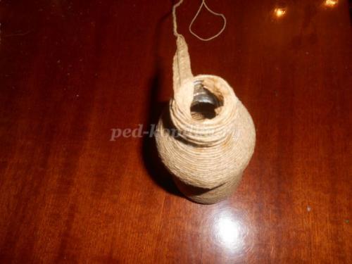 Ваза из стеклянной бутылки. Вазы из стеклянных бутылок своими руками: мастеркласс + 24 фото 10