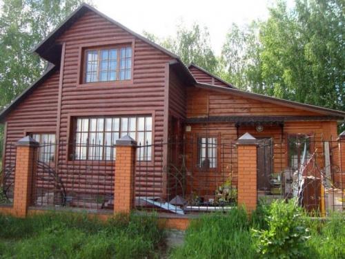 Чем дешево обшить дом снаружи. Виниловый сайдинг 03