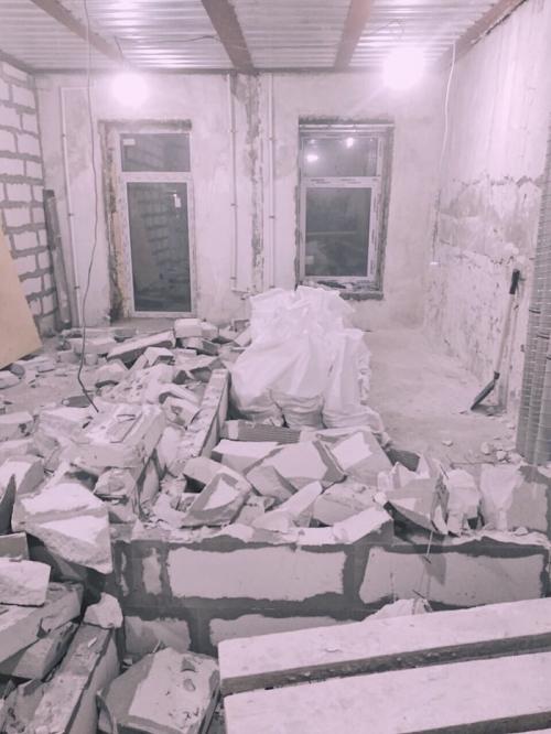 Убрать межкомнатную перегородку. То чего вы не знали про демонтаж стен и перегородок