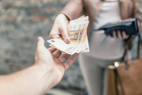 Как открыть денежный канал. Активность чакры 03