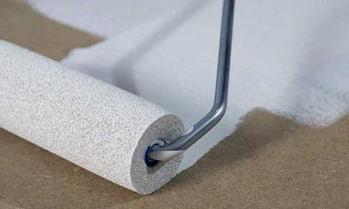 Через сколько после шпаклевки можно клеить обои. Шпаклевание стен под обои: технология, как зашпаклевать стены своими руками 06 Через сколько после шпаклевки можно клеить обои. Шпаклевание стен под обои: технология, как зашпаклевать стены своими руками 06