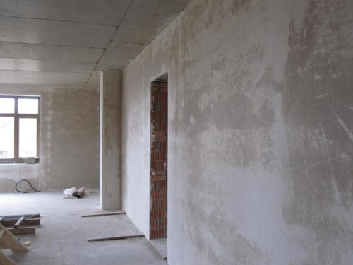 Можно ли штукатурить по шпаклевке. Зачем шпаклевать стены после штукатурки