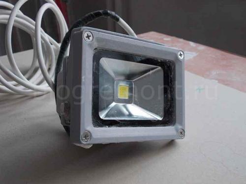 Через сколько наносить второй слой шпаклевки. Нанесение второго слоя шпаклевки