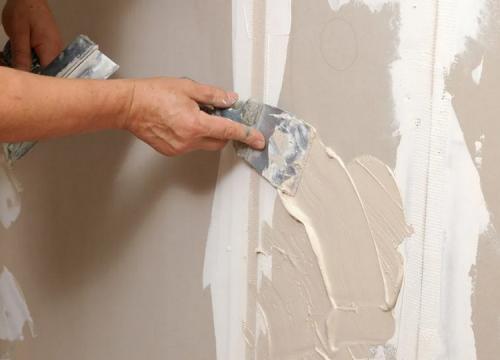 Шпаклевка стен после цементной штукатурки. Как шпаклевать стены под покраску своими руками – пошаговая инструкция