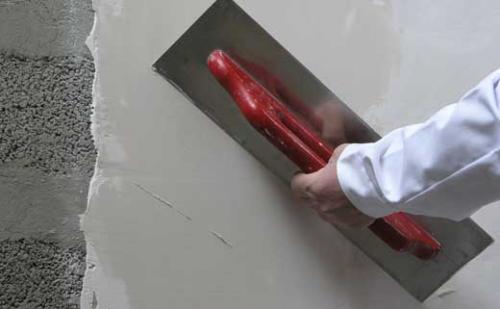 Штукатурка и Шпаклевка в чем разница. В чем разница шпаклевки и штукатурки: такие похожие, но разные коллеги