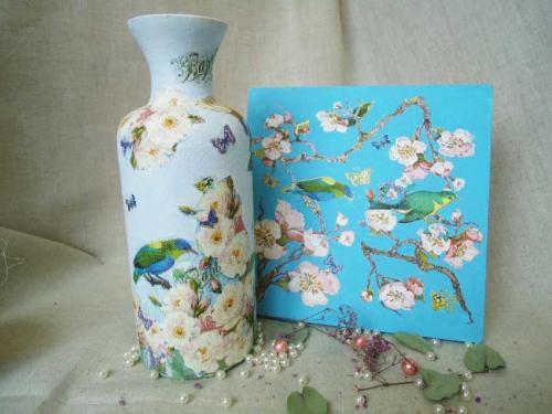 Красивый декупаж вазы. Декупаж вазы – мастер-класс для начинающих, как сделать стильное украшение (инструкция + 90 фото)