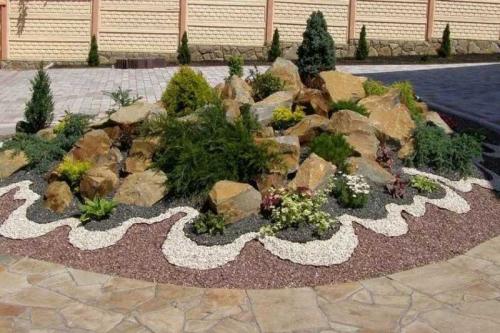 Камни для ландшафтного дизайна: советы по выбору, популярные виды и особенности применения