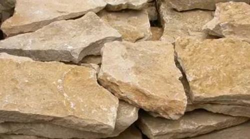 Камни для ландшафтного дизайна: советы по выбору, популярные виды и особенности применения 15