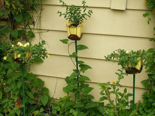 Вазы и цветочные горшки из пластиковых бутылок. 12