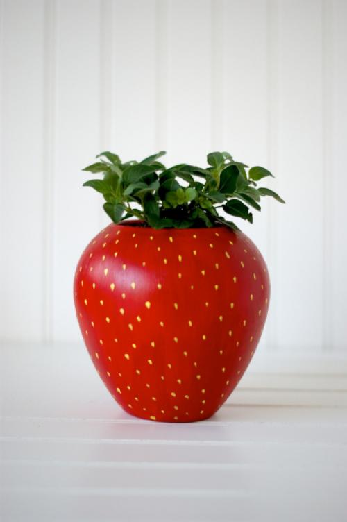 Вазы и цветочные горшки из пластиковых бутылок. 09