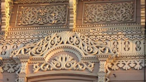 Что такое резьба по дереву лобзиком