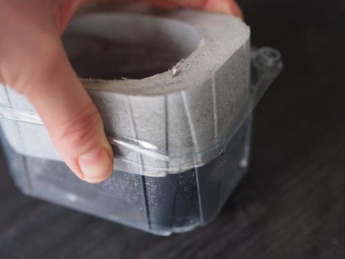 Вазоны для цветов из бутылок своими руками. Кашпо из пластиковых бутылок 35