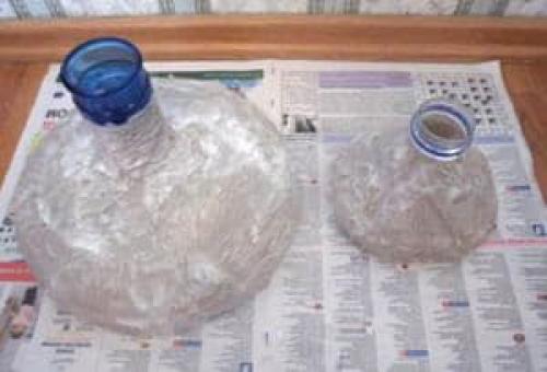 Как делать вазы из пластиковых бутылок своими руками. Ваза из пластиковой бутылки своими руками —, как сделать так чтобы она была действительно красивой? 23