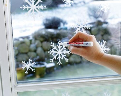 Как украсить окна на Новый год 2022. Оригинальные идеи, как украсить окна на Новый год своими руками