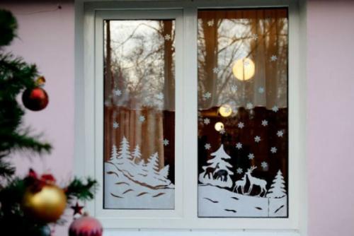Украшение окон к Новому 2023 году. Украшения на окна из бумаги к Новому году 2023. Трафареты и шаблоны новогодних украшений
