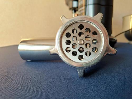 Как правильно чистить мясорубку для дома. Как избавиться от ржавчины на ножах мясорубки и сохранить их чистыми